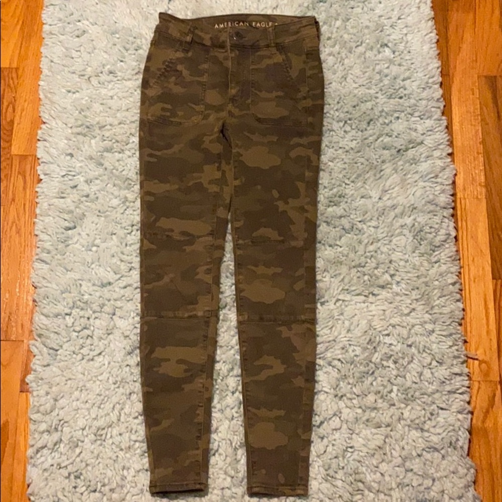 American Eagle camouflage jeggings